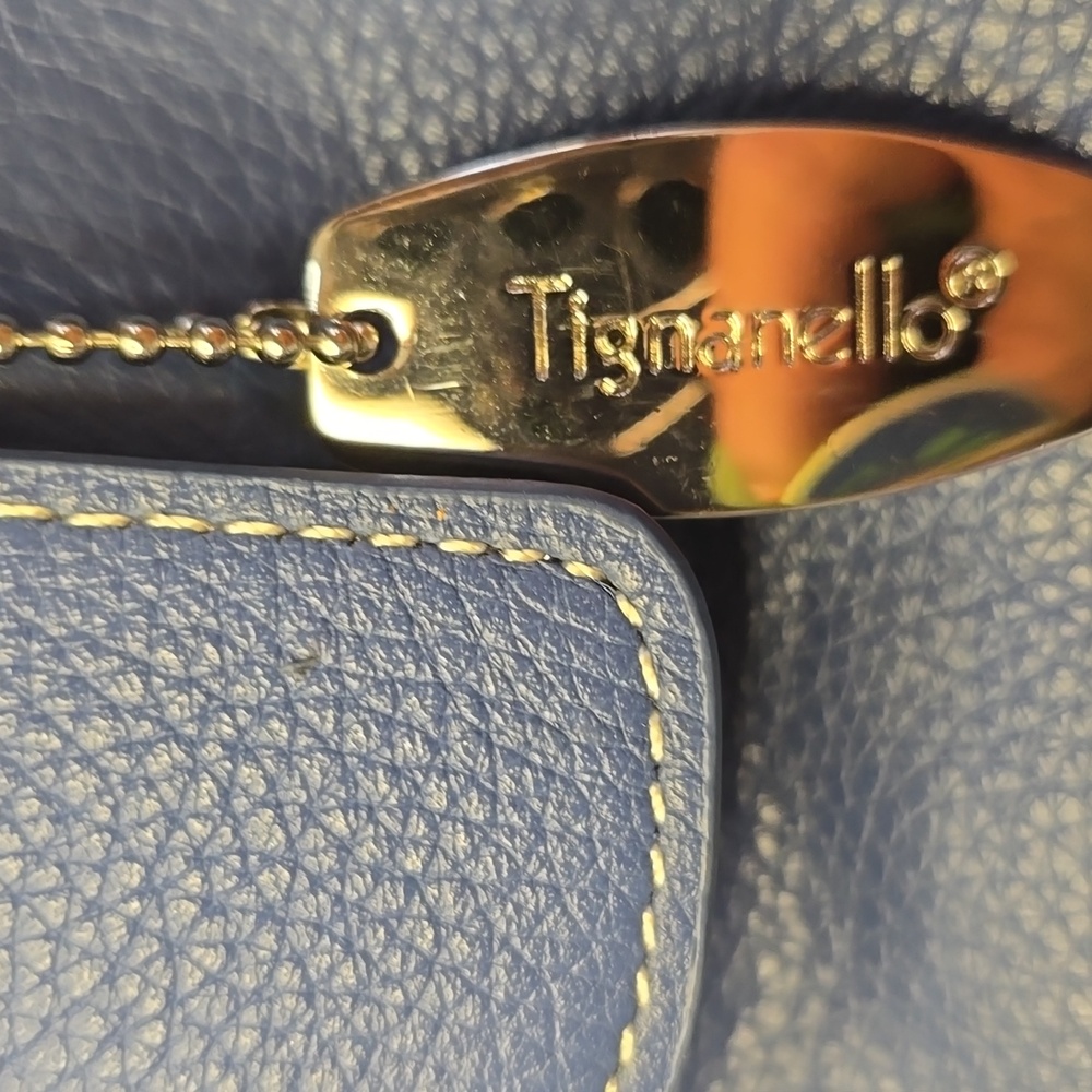 TIGNANELLO Blue Leather Handbag with Charm Soft As Butter!!! - Picture 2 of 6